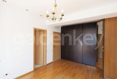 Apartament insorit cu 4 camere | garaj si boxa - 8