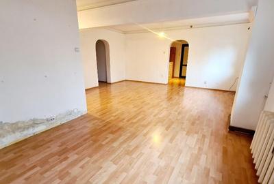 Inchiriez apartament 3 camere nemobilat zona Micalaca - ID : RH-43738 - 5