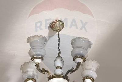 Apartament cu 3 camere decomandat în Central - 33