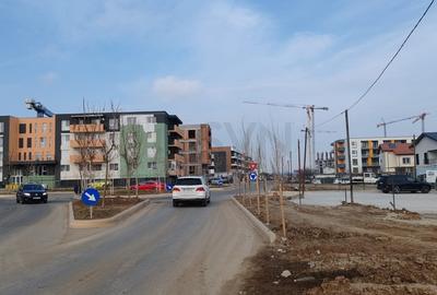 Teren Construcții intravilan de 400 mp, în Titan - 8