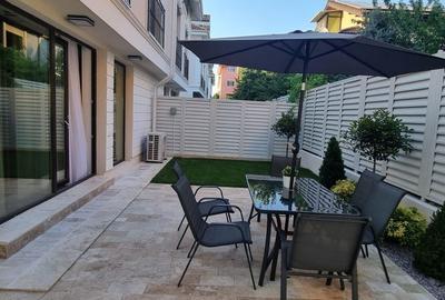 Vila tip duplex de închiriat - 5 camere - 6