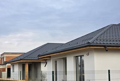 Casa individuala moderna cu patru camere, teren 553mp, Cristian - 2