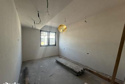 Casă cu 5 camere cu Teren 400 Mp în Central - 4