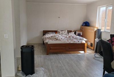 Casă cu 4 camere în Petrești - 4