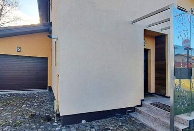 Vilă deosebită în cartier exclusivist la intrarea în Sânpetru - 3