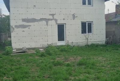 Casă cu 4 camere în Herăști - 7