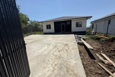 Casă cu 3 camere în Agigea - 7