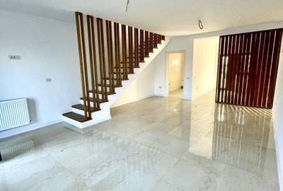 Duplex la cheie, 3 camere,  Lumina