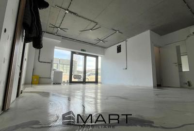 Spațiu comercial, de 42 mp, în Tractorul - 3