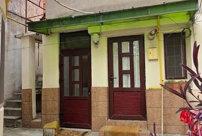 Casă cu 4 camere cu Canalizare în Tomis I - 3