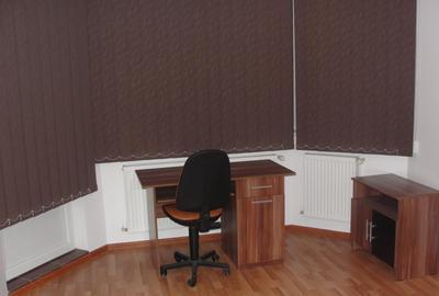 Apartament cu 2 camere semidecomandat, mobilat în Central - 2