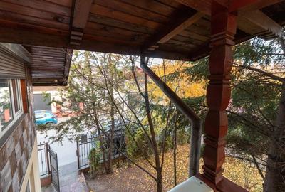 Casa - Vila de vanzare cu 5 camere Valenii de Munte - Strada Bratocea - 21