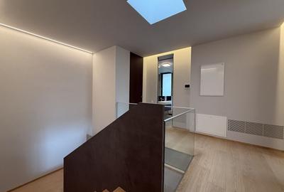 Casă individuală cu 7 camere cu Canalizare în Central - 20