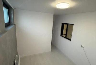 Casă cu 5 camere cu Teren 200 Mp în Central - 3