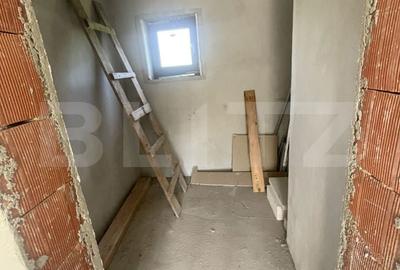 Casă cu 5 camere cu Teren 1800 Mp în Central - 13