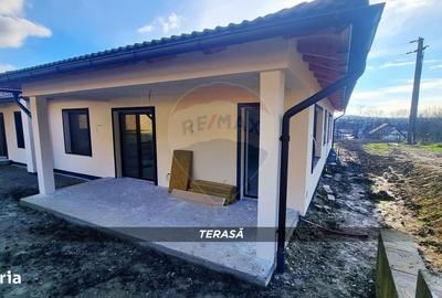 Casă cu 4 camere în Central - 9