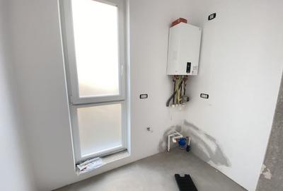 Jumatate De Duplex, 5 Camere, 3 Bai, 151mp, Dumbravita, Comision 0 - 3