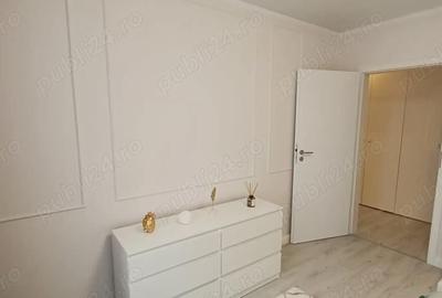 Apartament cu 3 camere semidecomandat în Central - 2
