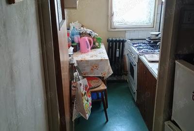 Particular de vanzare - Apartament 4 camere, confort 2 Bulevardul Timi?oara - 2