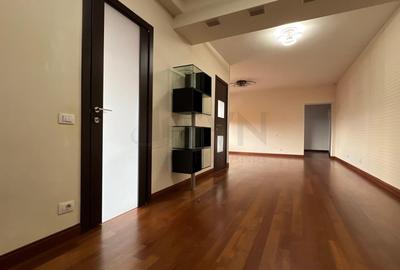 Apartament cu 6 camere decomandat în Sisești - 3