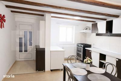 Apartament cu 2 camere semidecomandat, mobilat în Iris