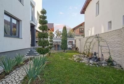 Casa / Vila de inchiriat 4 camere cu curte - PET FRIENDLY - Ghimbav - 2