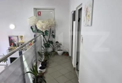 Spațiu comercial, de 350 mp, în Central - 10