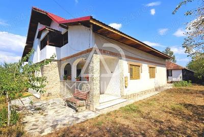 Casa de vanzare Botorogi - 1