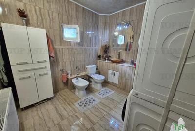 OPORTUNITATE DE INVESTITIE CASA TIP DUPLEX NAVODARI - 4