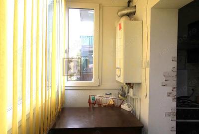 Apartament spatios, 3 camere, centrala proprie - 6