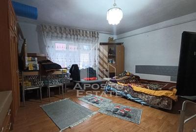 Casa individuala, anvelopata, curte proprie, renovata, Bo... - 4