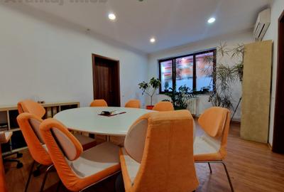 Piata Victoriei, Dorobanti, 8 camere, renovata integral 2015 - 2