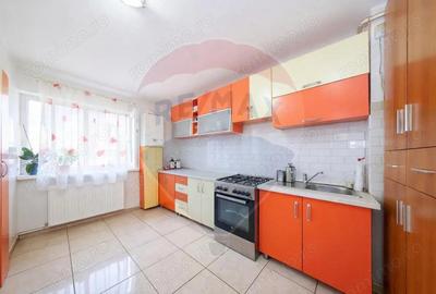 Apartament cu 4 camere decomandat, mobilat în Uzina 2 - 4