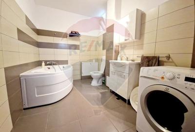 CHIRIE - Casa  4 camere , curte ,  zona LPS - 12