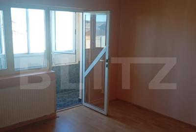 Apartament 3 camere, 68 mp, strada Diaconu Coresi - 5