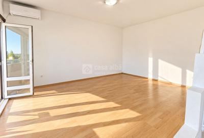 Apartament cu 3 camere decomandat în Păcurari