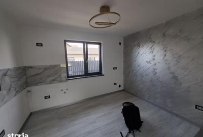 Casă cu 4 camere cu Teren 380 Mp în Hemeiuș - 8
