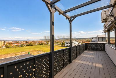 Apartament cu 3 camere semidecomandat, mobilat în Sânnicoară