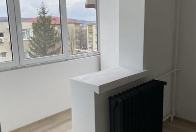 Apartament cu 2 camere decomandat în Nord - 2