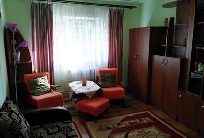 Apartament cu 2 camere semidecomandat în 7 Noiembrie