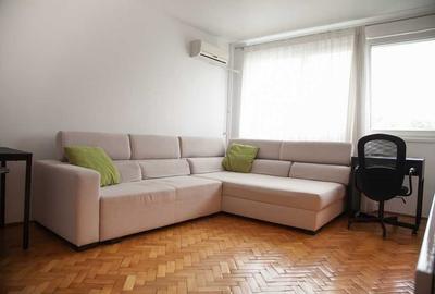 Apartament cu 2 camere decomandat în Basarabia