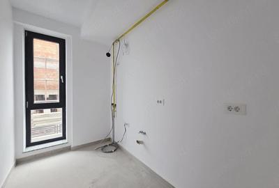 Garsonieră decomandată în Central - 4