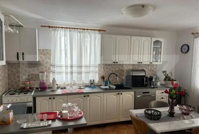 Casă cu 7 camere cu Teren 1300 Mp în Central - 17