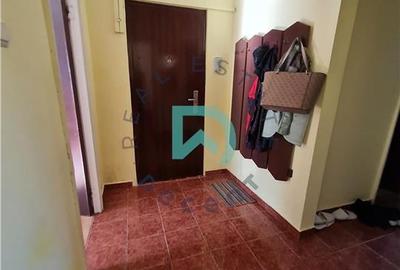 Apartament cu 3 camere decomandat în Calea București - 4