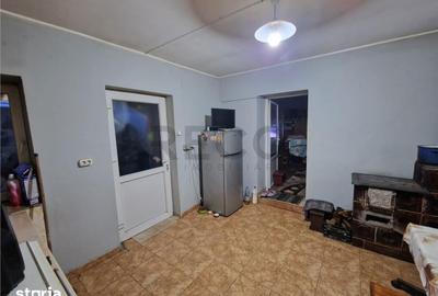 Casă cu 3 camere cu Teren 750 Mp în Gepiu - 16
