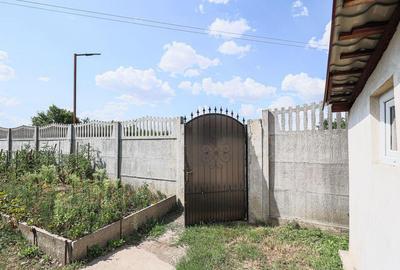 Casă cu 3 camere cu Canalizare în Grădiște - 12