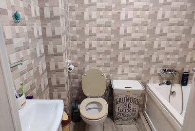 Apartament cu 3 camere decomandat în Berceni - 2