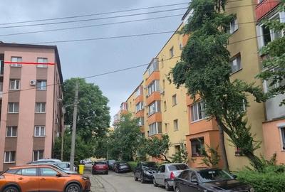Garsonieră decomandată în UMT - 6