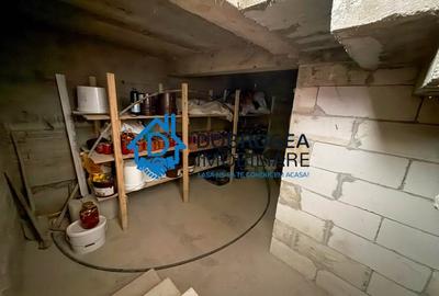 Casă individuală cu 4 camere cu Canalizare în Central - 14