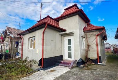 Casă cu 3 camere cu Teren 373 Mp în Central - 9